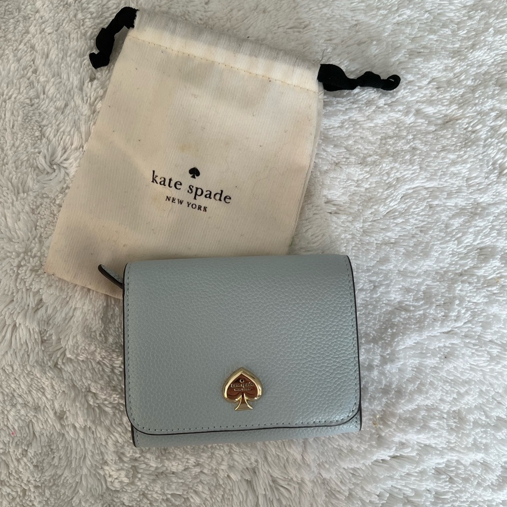 Kate Spade Kayla Small L-Zip Wallet, Hazy Morning - Picture 2 of 5